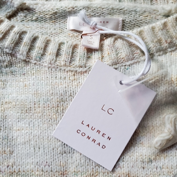 NWT LC Lauren Conrad Graphic Tunic Sweater - Picture 3 of 4